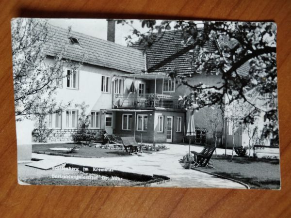 Postcard Kremstri