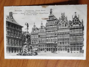 Postcard Antwerpen Gildenhuizen Markt