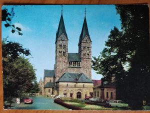 Postcard Frizlar Eder Dom