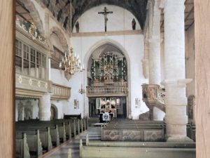 Postcard Kirchenburg St Michael Ostheim