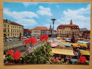 Postcard Erlangen Marktplatz mit Schloss und Rathaus