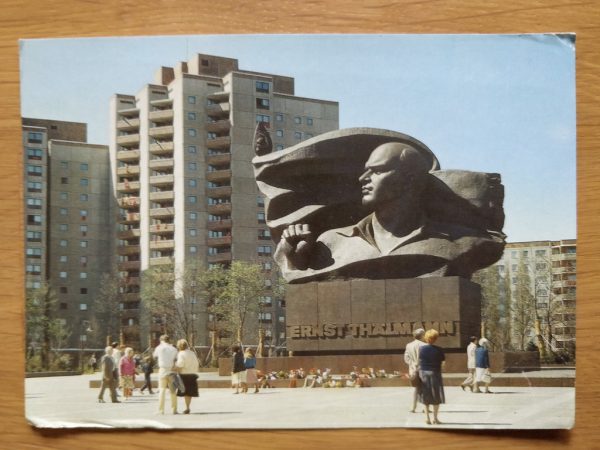 Postcard Berlin DDR Ernst Thallman Park 2