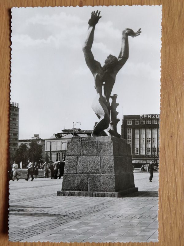 Postcard Rotterdam Zadkine Verwoeste Stad