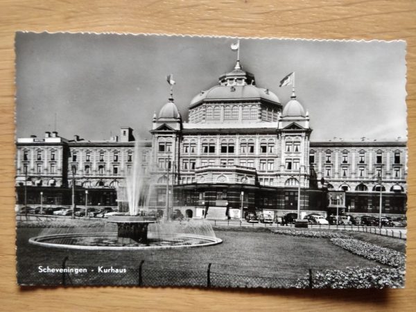 Postcard Scheveningen Fontein en Kurhuis