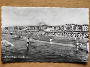 Postcard Scheveningen Strandleven