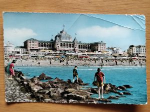 Postcard Scheveningen Strandleven met Kurhaus