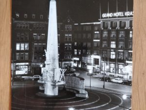Postcard Amsterdam Nationaal Monument
