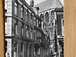Postcard Leiden Hooglandse Kerk