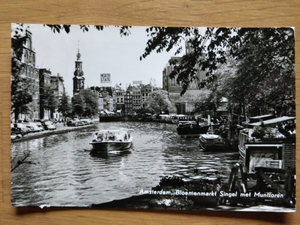 Postcard Amsterdam Bloemenmarkt Singel Munttoren