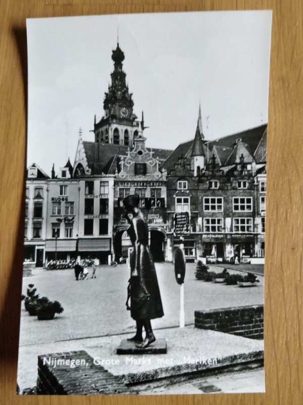 Postcard Nijmegen Grote Markt