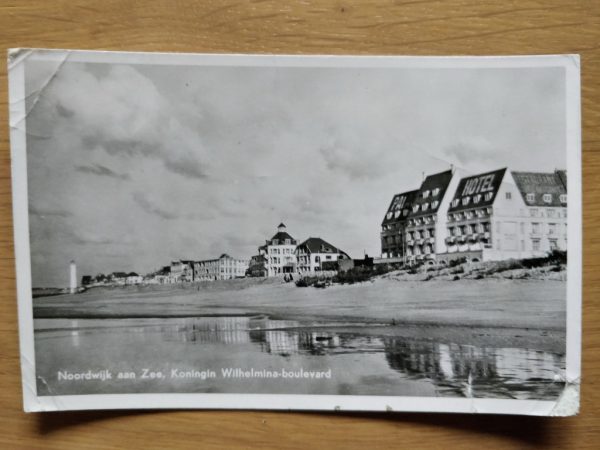 Postcard Noordwijk aan Zee Wilhelmina Boulevard