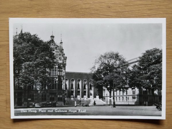 Postcard Den Haag Hoge Raad