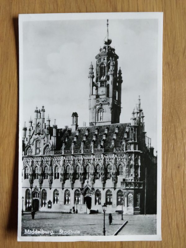 Postcard Middelburg Stadhuis