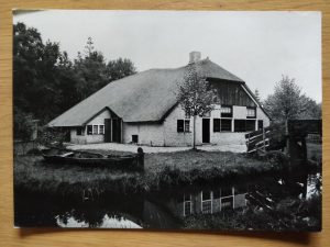Postcard Giethoorn Farm
