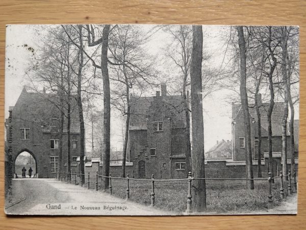 Postcard Gent La Nouveau Beguinage