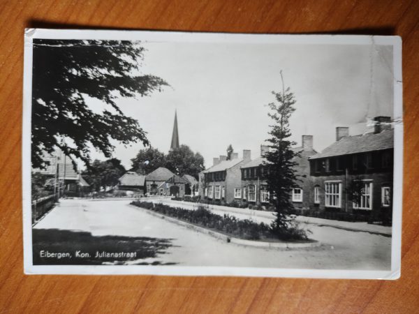 Postcard Ansichtkaart Eibergen Julianastraat