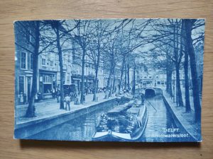 Postcard Delft Binnenwatersloot