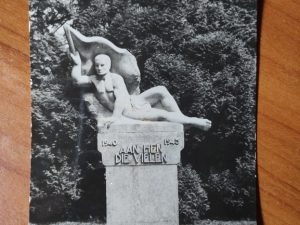Postcard Dedemsvaart Monument voor Gevallenen