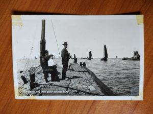 Postcard Spakenburg Zouden ze nog