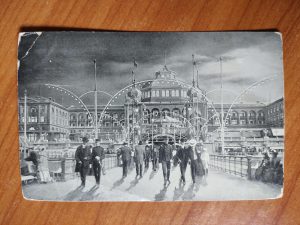 Postcard Scheveningen op het wandelhoofd