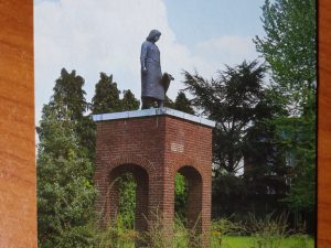 Ansichtkaart Winterswijk Vrijheidsbeeld Tante Riek