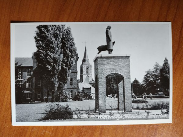 Ansichtkaart Winterswijk Monument Tante Riek