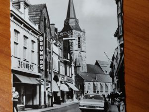Ansichtkaart Winterswijk Misterstraat met NH Kerk
