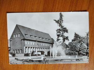 Ansichtkaart Winterswijk Fontein en Postkantoor