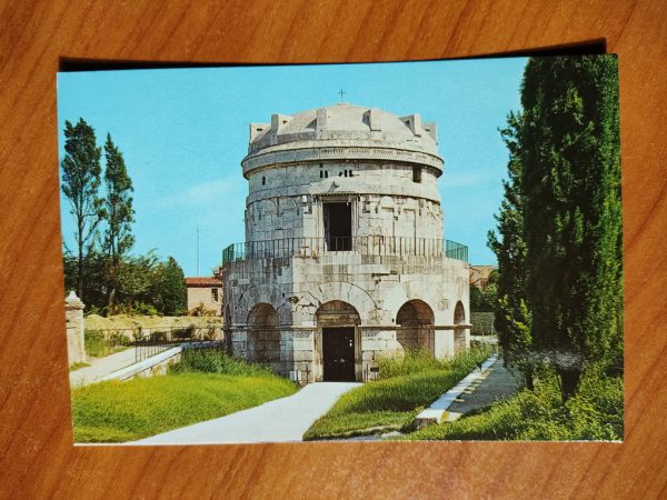 Postcard Mausoleo di Teodorico Ravenna