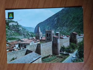 Postcard Roussillon