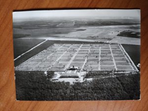 Postcard Lommel Soldatenfriedhof