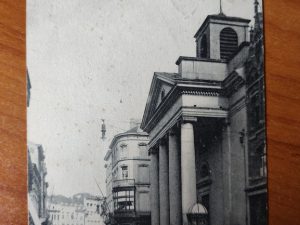 Postcard Charleroi Eglise