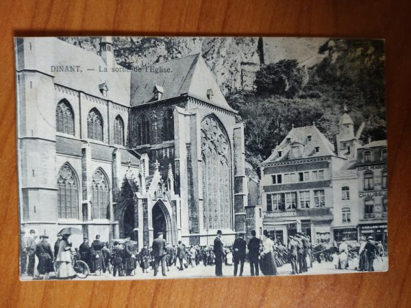 Postcard Dinant Eglise