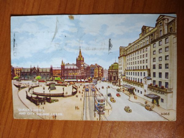Postcard Leeds Ciry Square