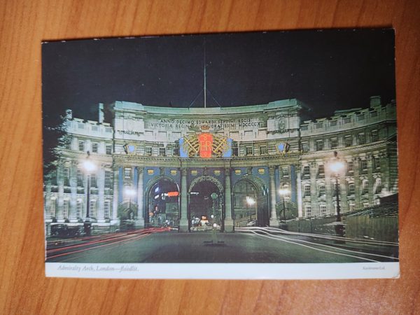 Postcard London Admiralty Arch