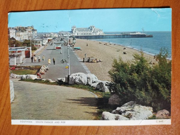 Postcard Southsea South Parade and Pier