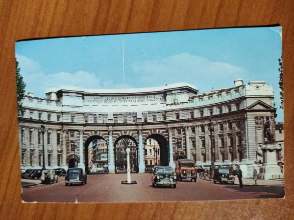 Postcard Admiralty Arch London