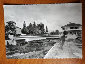 Postcard Bourg Madame Pont