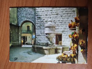 Postcard Vence Fontaine