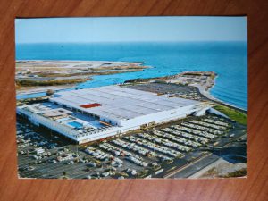 Postcard Saint Laurent Centre Commerciel