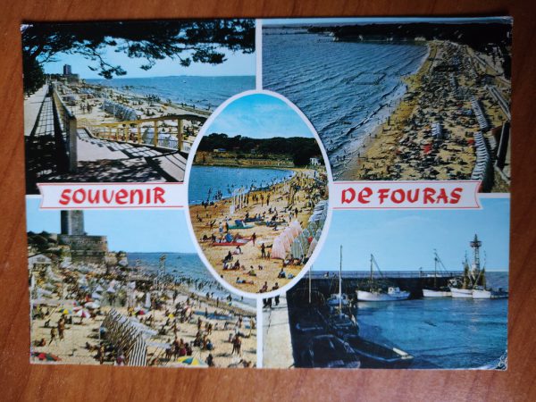 Postcard Souvenir de Fouras