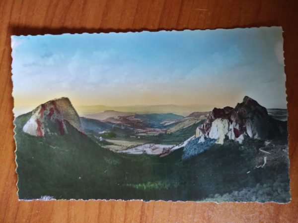 Postcard Roche Tuliere et Roche Sanadoire